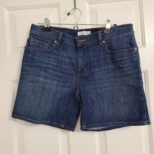 LOFT blue jeans bermuda short  size 6  *P1